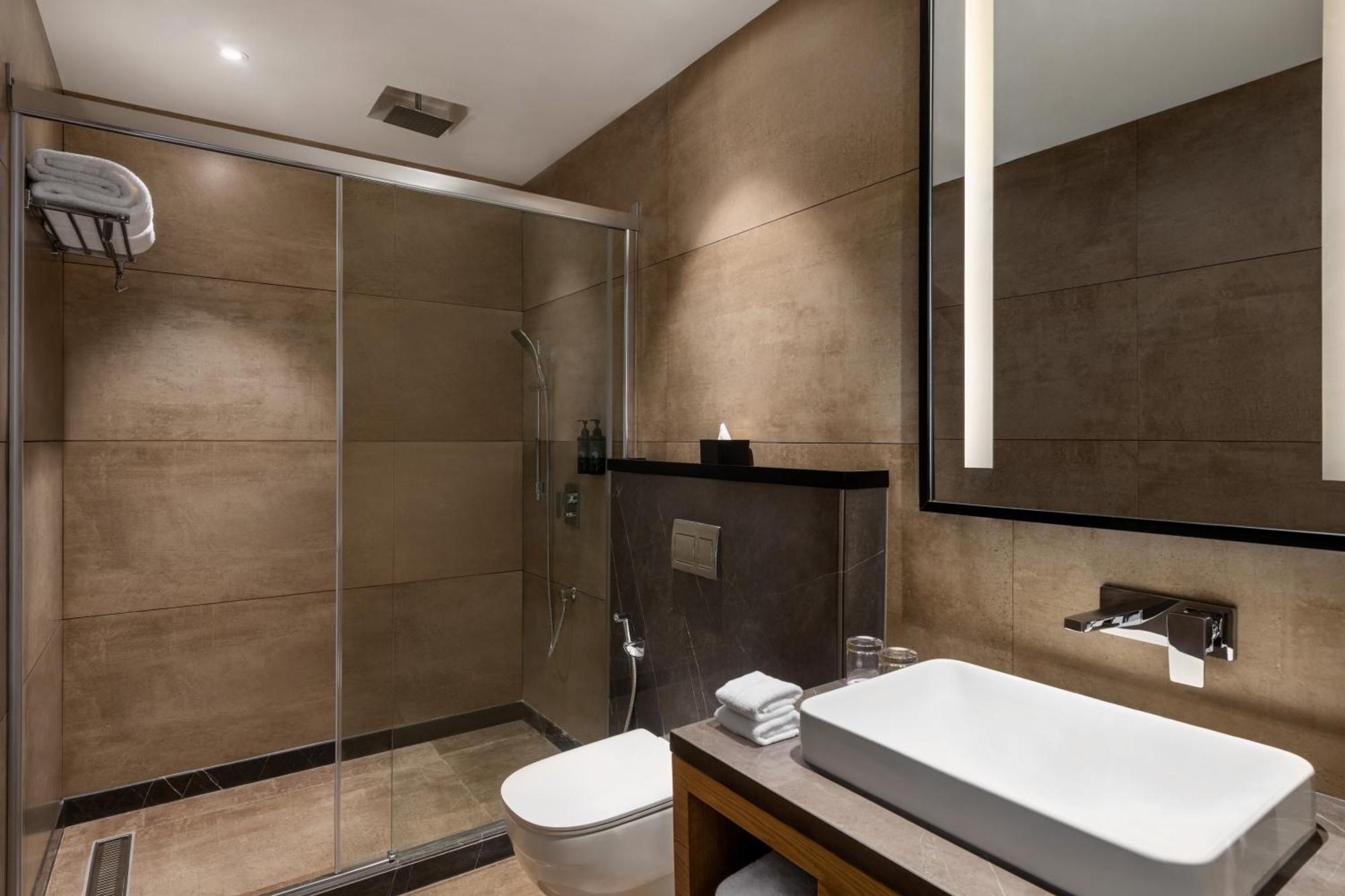 Ramada Encore By Wyndham Amritsar Airport Zewnętrze zdjęcie