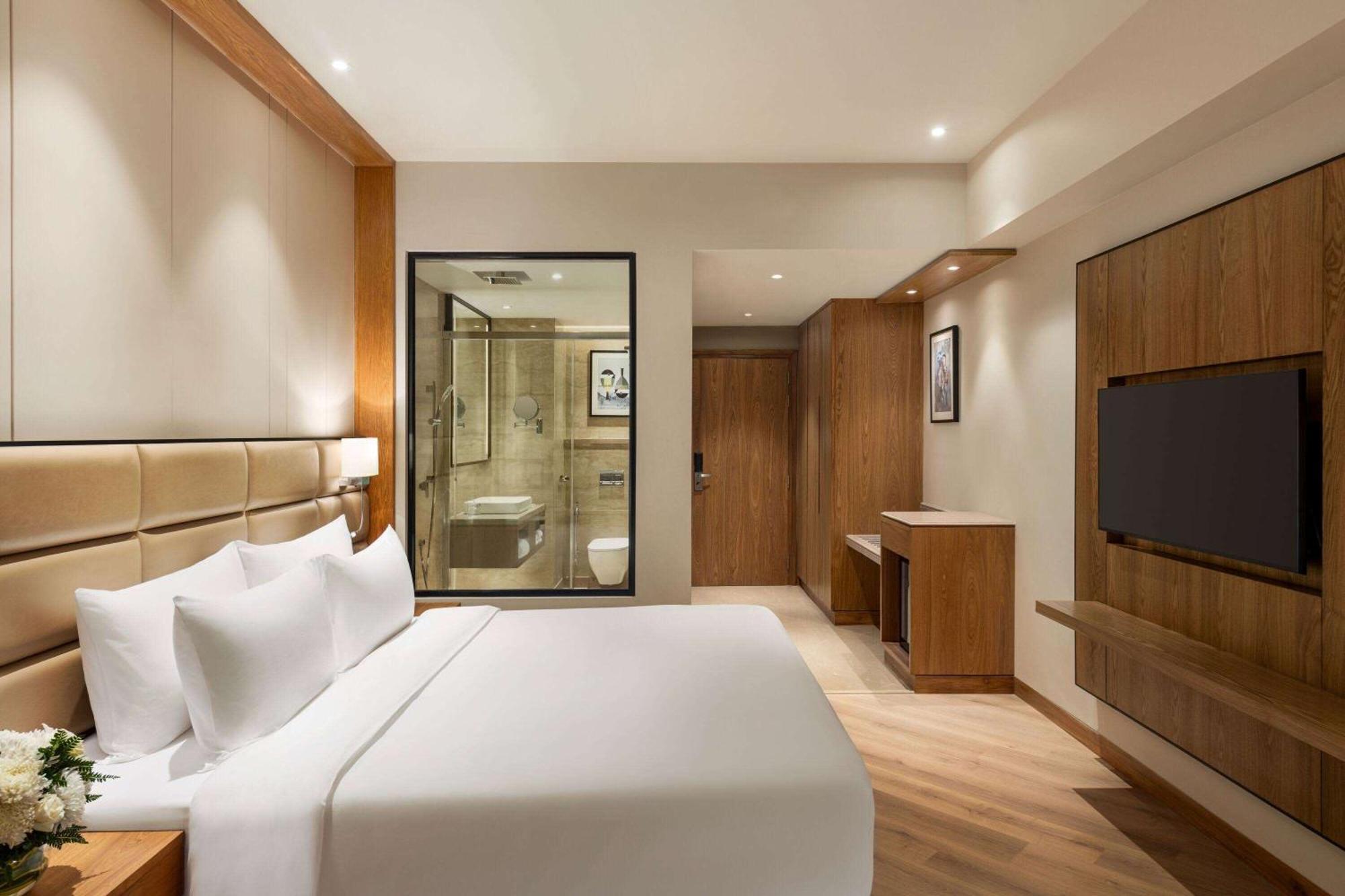 Ramada Encore By Wyndham Amritsar Airport Zewnętrze zdjęcie